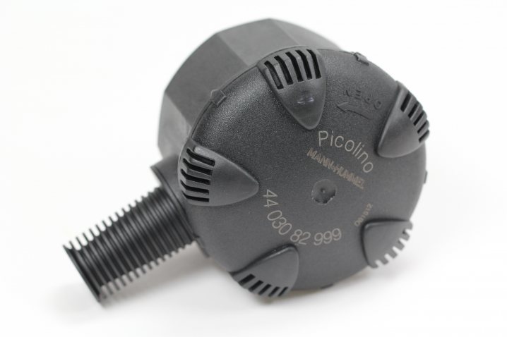 44 030 82 999 Filtre à air (filtre amortisseur)